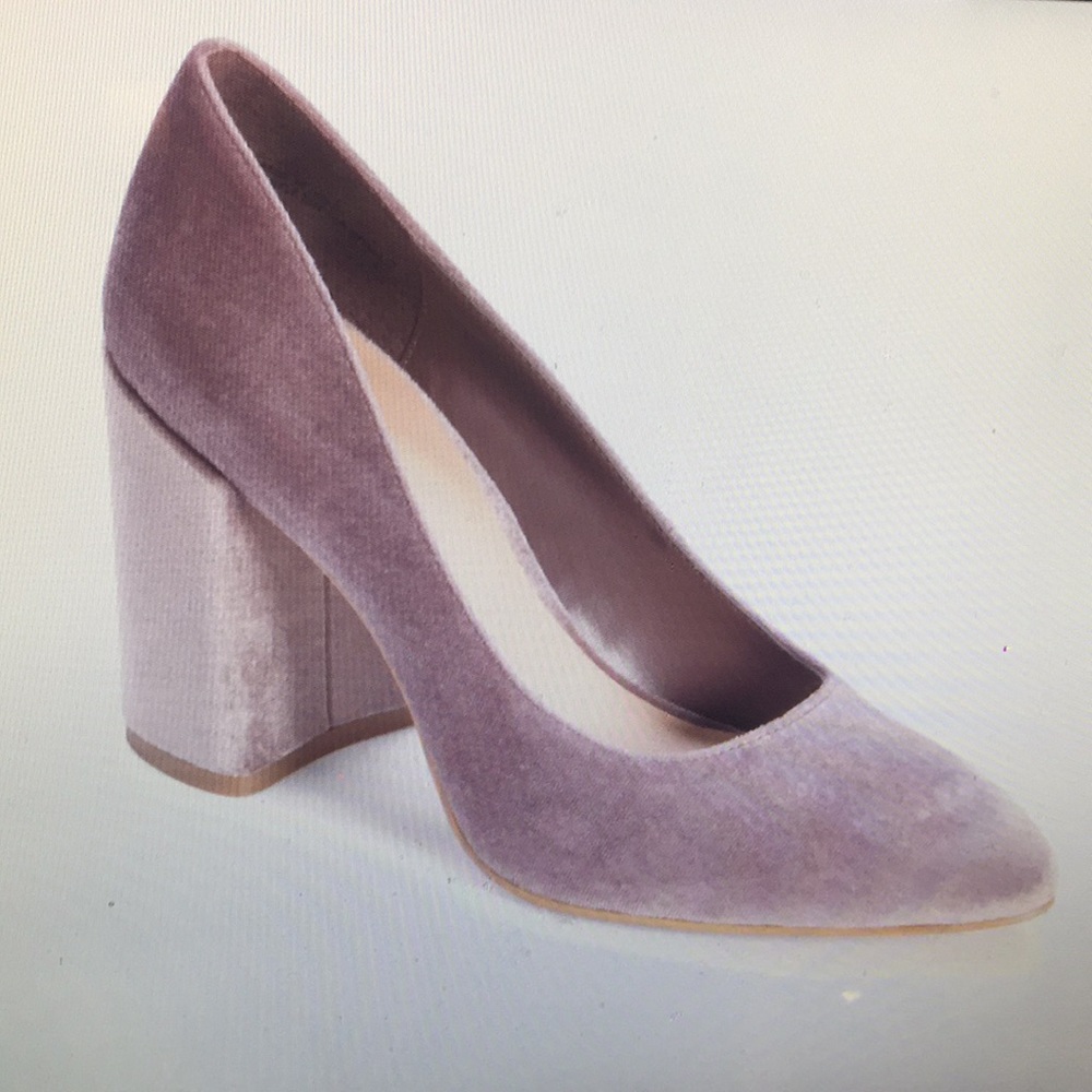 NWOT Nordstrom Nik Block Heel Pump by Leith